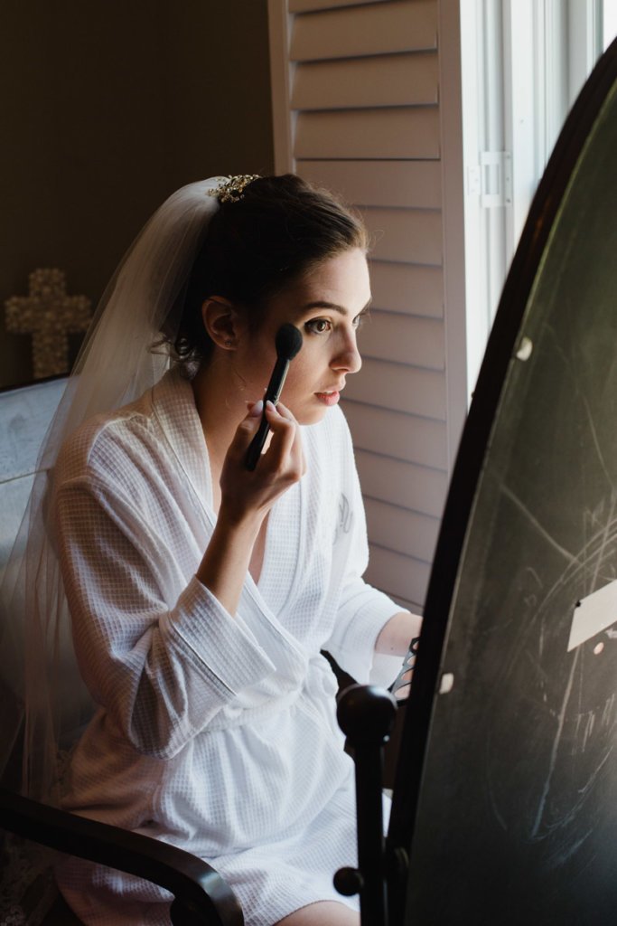 bride Getting ready