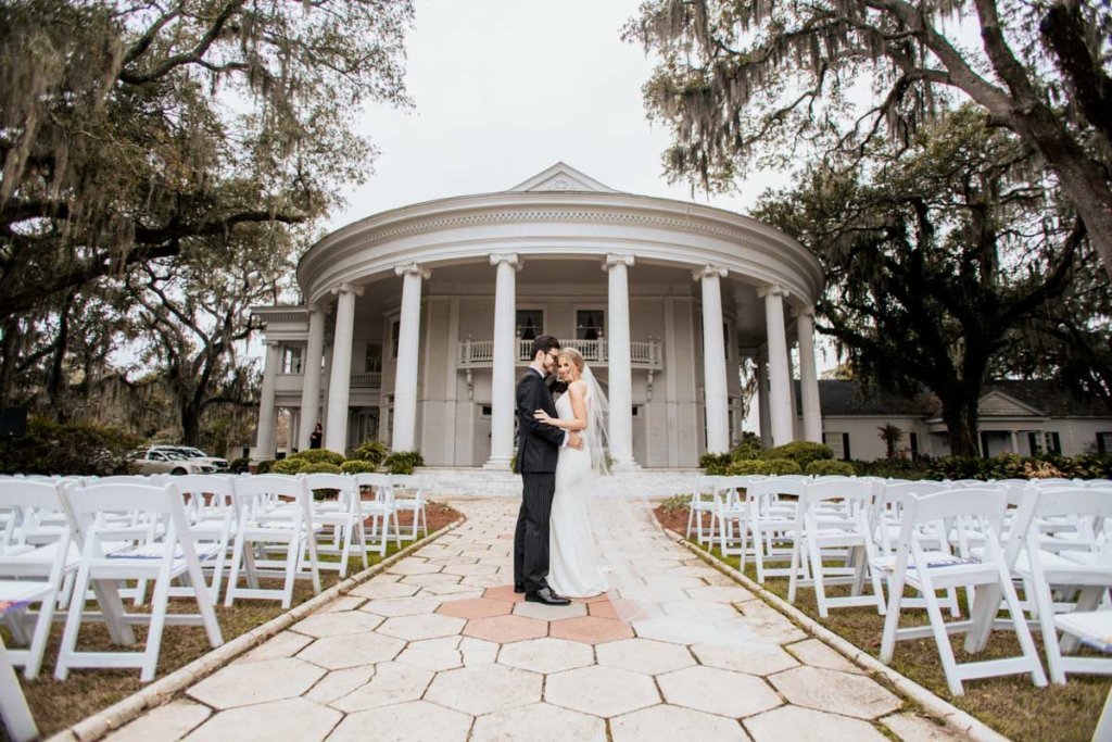 Bride and Groom First look at The Crescent, Valdosta Georgia