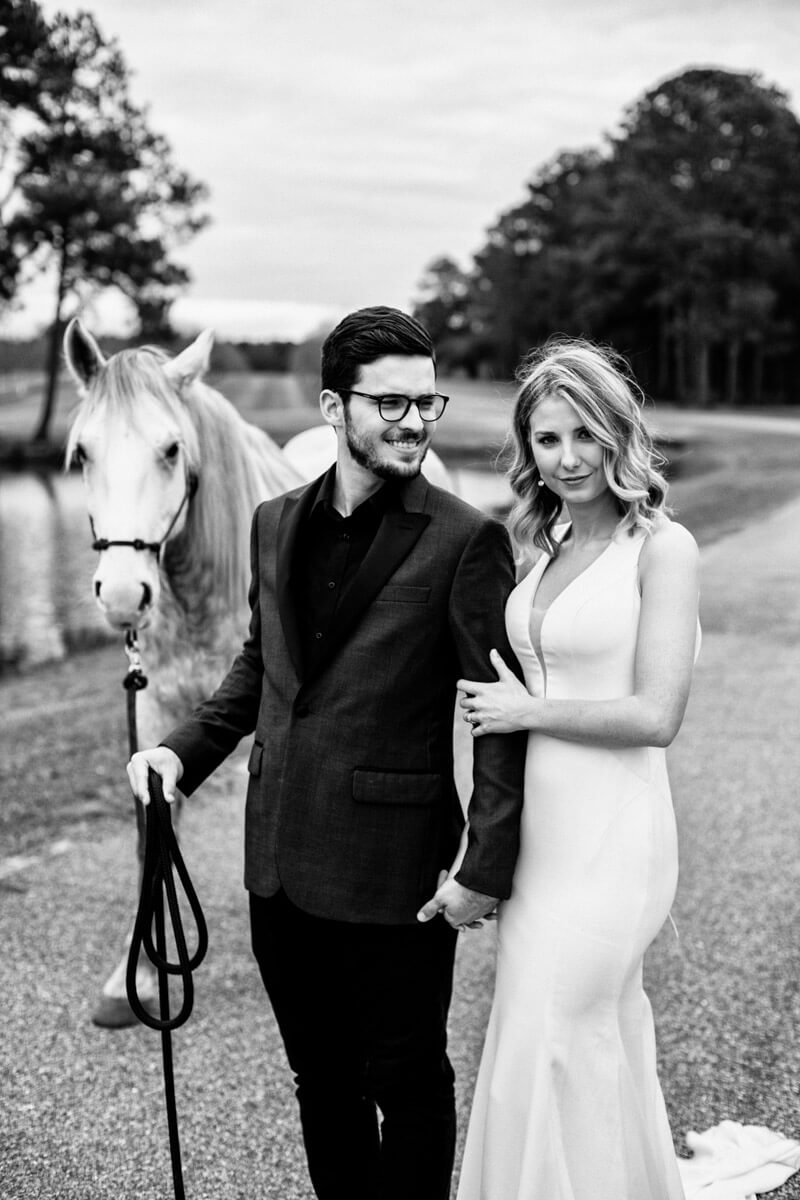 wedding couple with a horse Valdosta GA