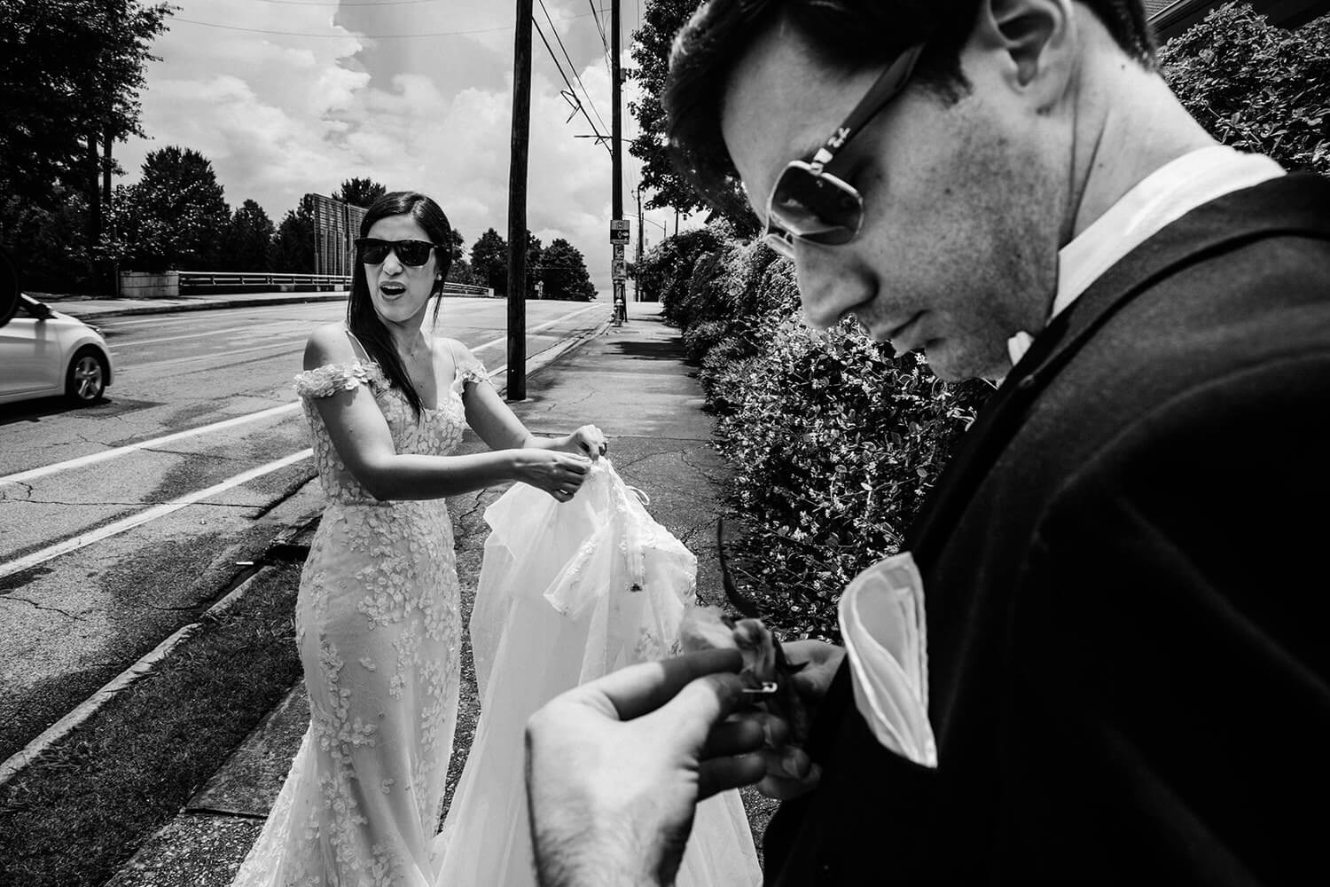 wedding couple at the Jackson Street Bridge