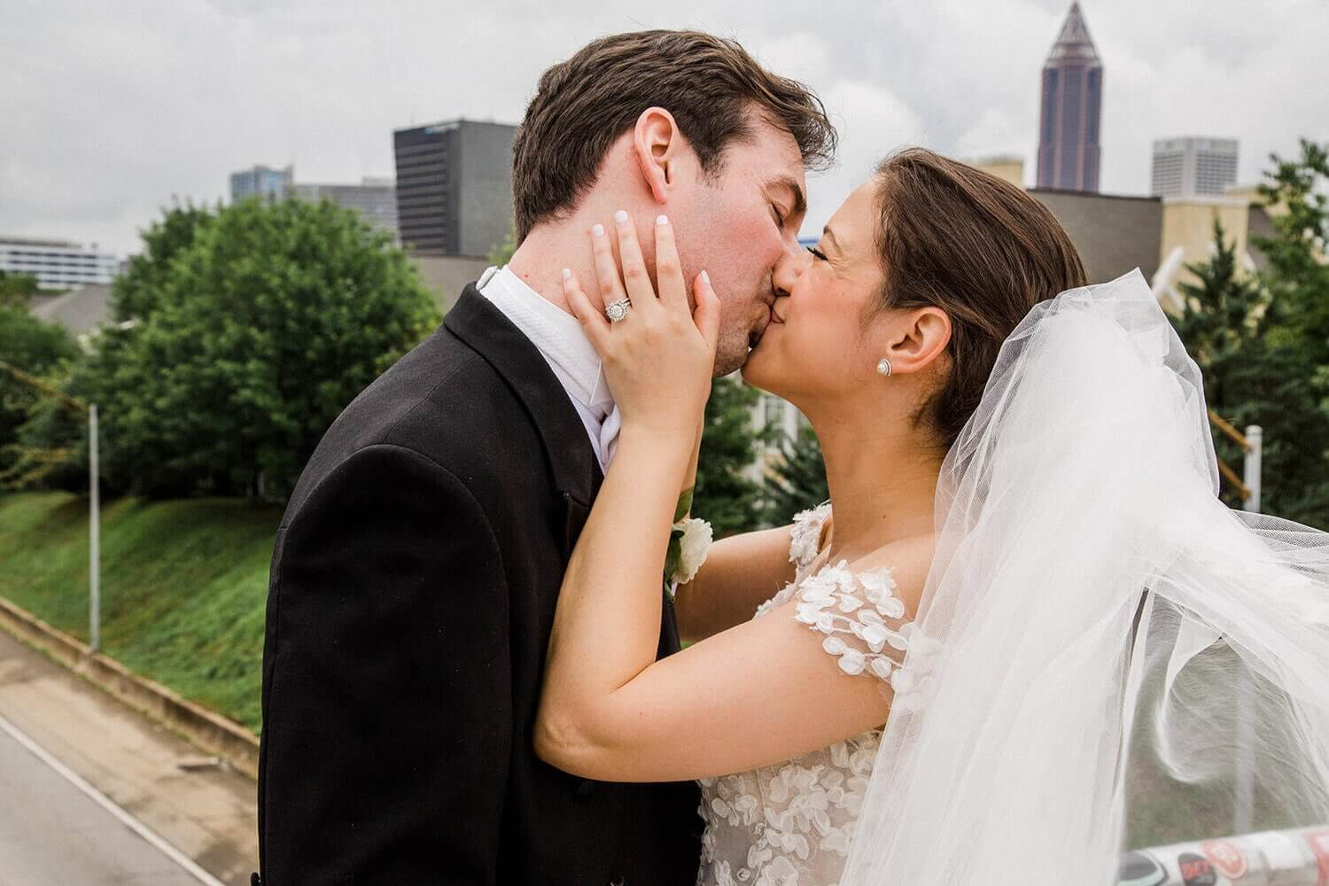 wedding couple at the Jackson Street Bridge