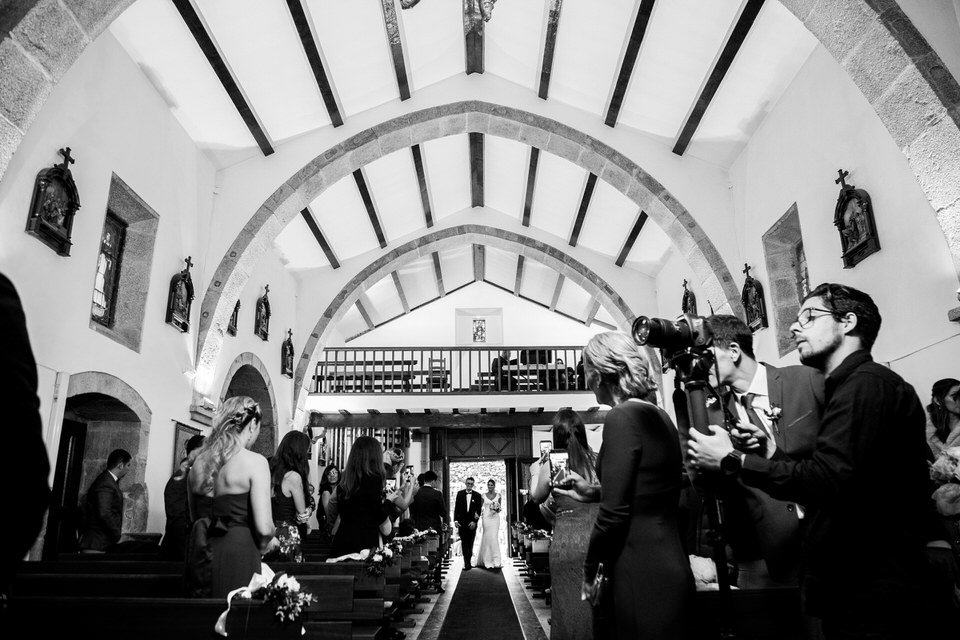 Wedding in Vigo Pazo los Escudos El Pazo de Cea18 boda en Iglesia de Santa MarĆa de Castrelos