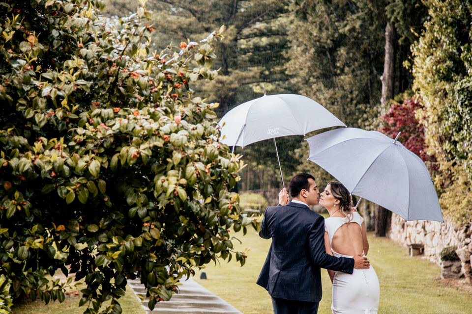 Wedding in Vigo Pazo los Escudos El Pazo de Cea53 Bride and Groom Pozo de Cea