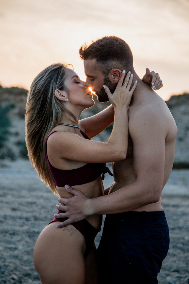 sesión de pareja en la playa