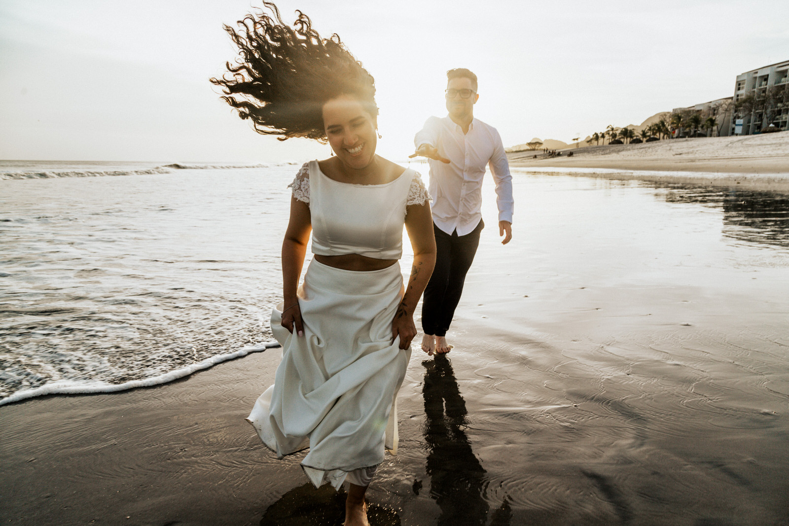 pareja en la playa Panamá