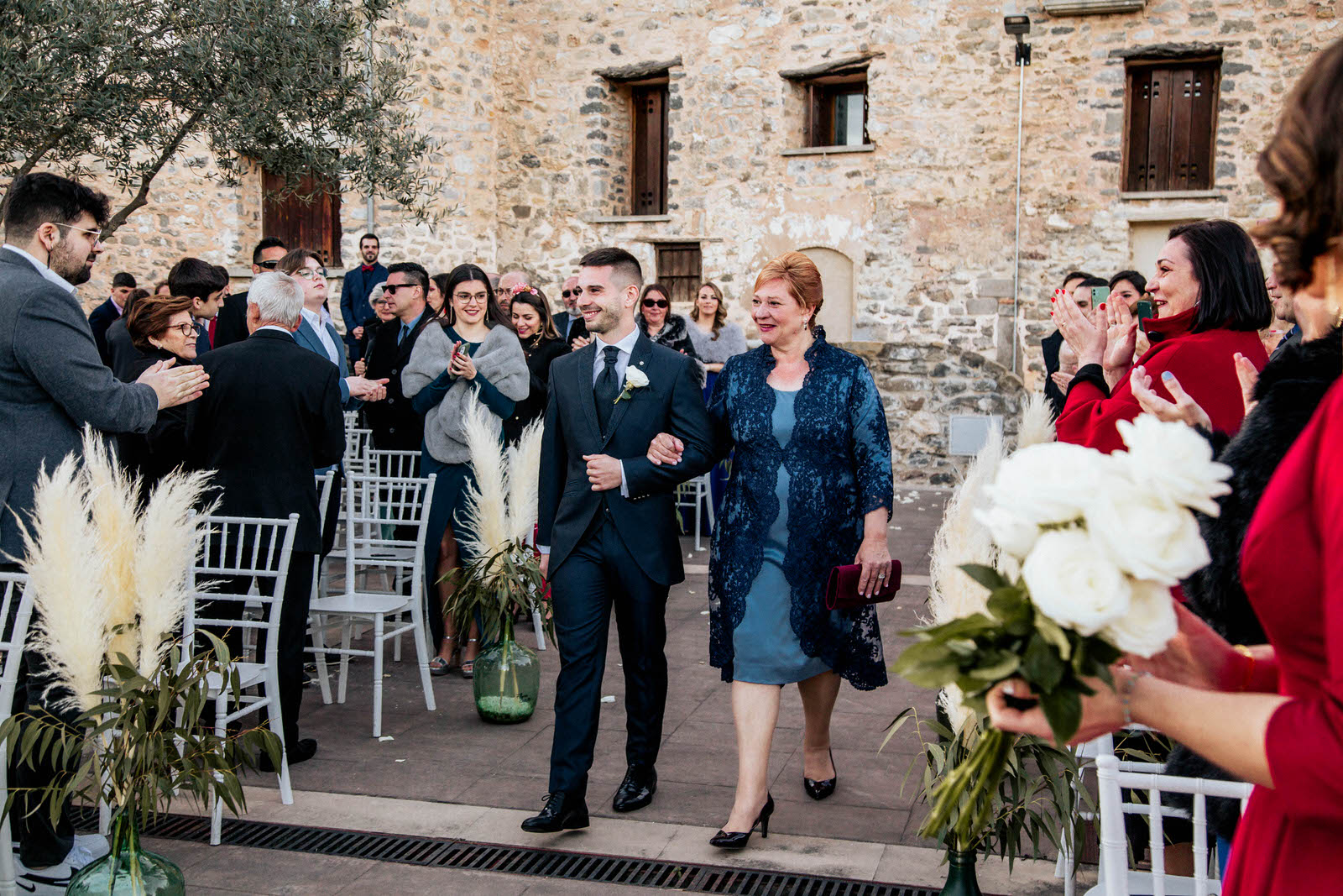 llegada del novio en Liguerre Resort, Hotel