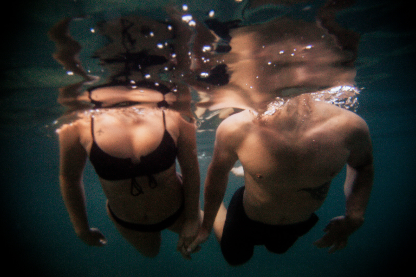 Fotos de pareja bajo el agua