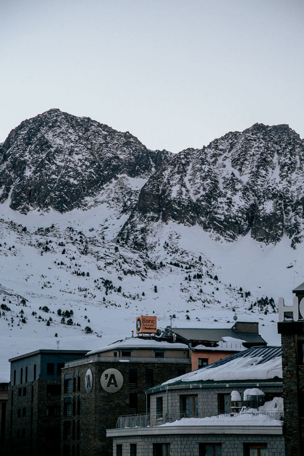 montañas en Andorra