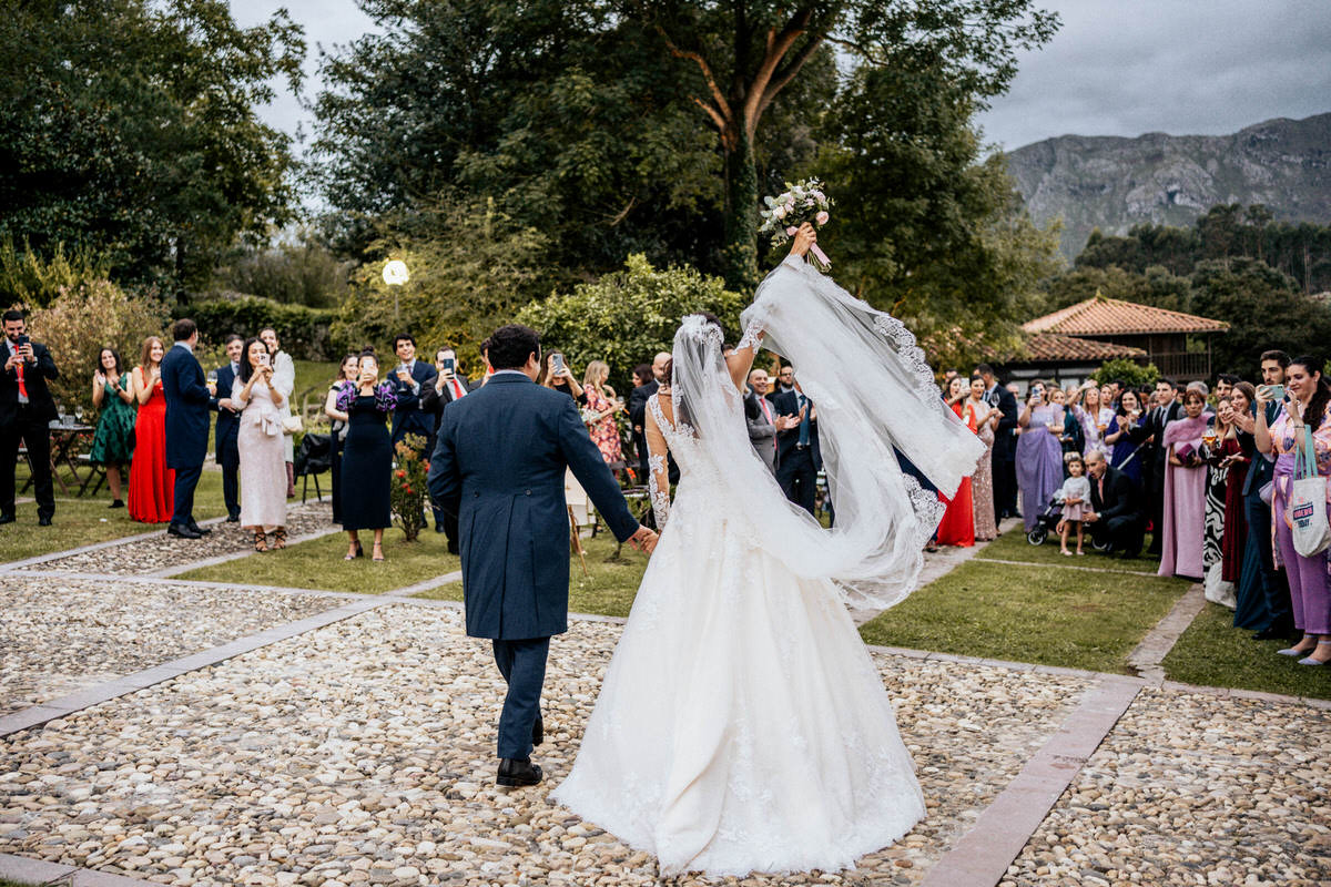 entrada de novios en Finca las Nieves