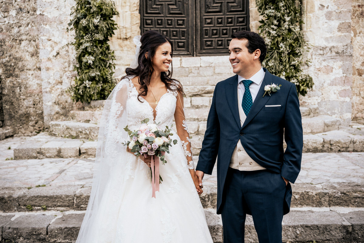 retrato de pareja en Basílica de Santa María de la Asunción