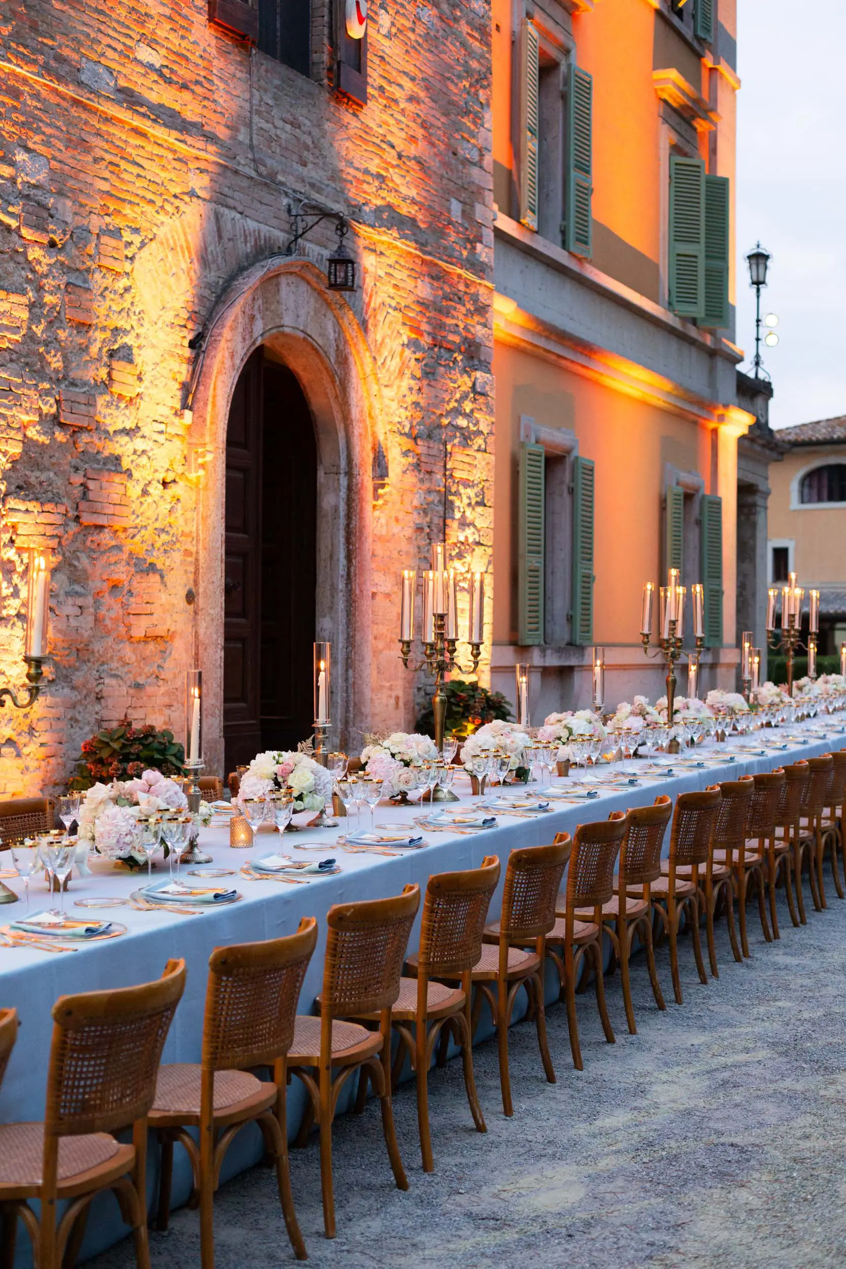 Italian wedding tables decoration