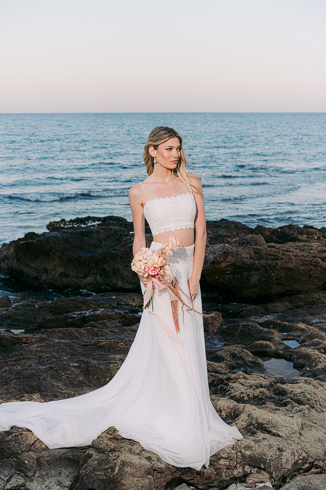 Bride portrait with sea breeze and natural light
